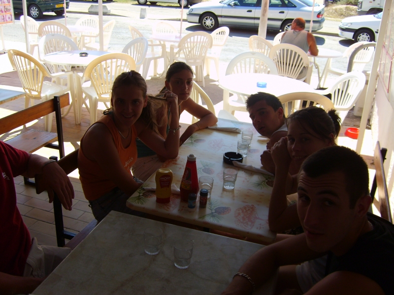 AUX SAINTES